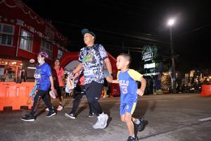 BIB: 
                            <button type="button" onclick="openModal(26262918)" class="btn btn-primary btn-sm float-right btn-popup" data-toggle="modal" data-target=".modal-high-quality">
                        <i class="fas fa-shopping-cart"></i> Add to Cart
                    </button>
                                            <button type="button" onclick="isThisMe(26262918, true)" class="btn btn-success btn-sm float-right btn-popup btn-isme hidden" data-toggle="tooltip" data-placement="bottom" title="นี่คือรูปของคุณใช่ไหม คลิกที่นี่เพื่อเอาเข้าอัลบั้ม">
                        <i class="fas fa-plus"></i> Add to album
                    </button>
                    <button type="button" onclick="isThisMe(26262918, false)" class="btn btn-warning btn-sm float-right btn-popup btn-isnotme hidden">
                        <i class="fas fa-ban"></i> Remove from album
                    </button>